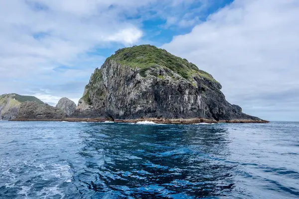 Θέα Τοπίου Μια Τρύπα Στο Βράχο Νησί Πίρσι Νέα Ζηλανδία — Φωτογραφία Αρχείου