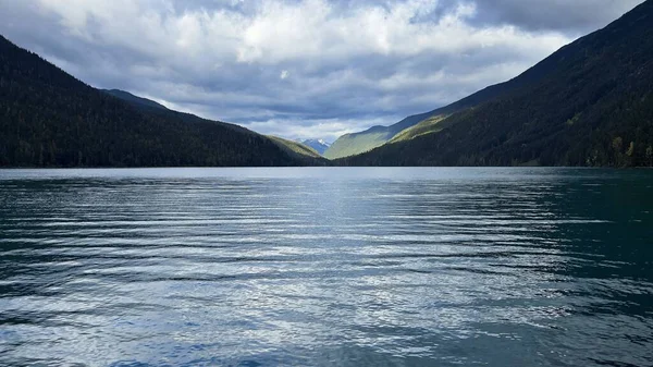 Une Belle Vue Sur Lac Garibaldi Près Des Montagnes Colombie — Photo