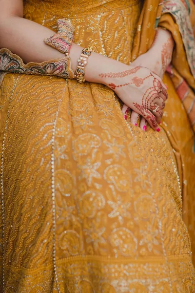 Beautiful Indian Girl Getting Ready Her Wedding — Stock Photo, Image