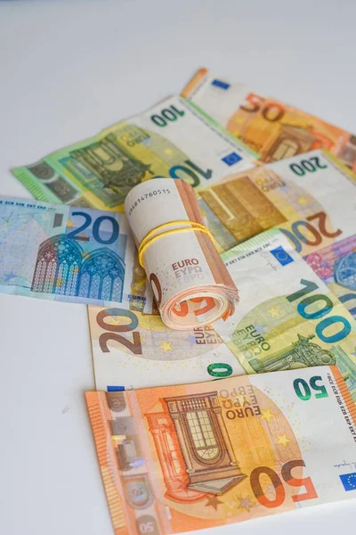 Primo Piano Delle Banconote Euro Tavolo Bianco — Foto Stock