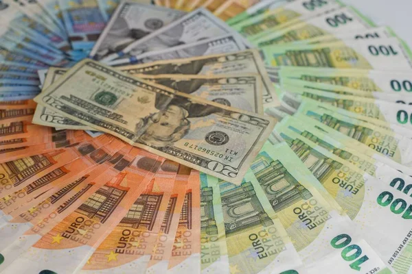 Ujęcie Zbliżeniowe Banknotów Euro Usd Ułożone Kolejności — Zdjęcie stockowe