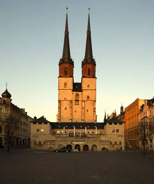 Вертикальный Снимок Церкви Marktkirche Unser Lieben Frauen Галле Саксония Анхальт — стоковое фото