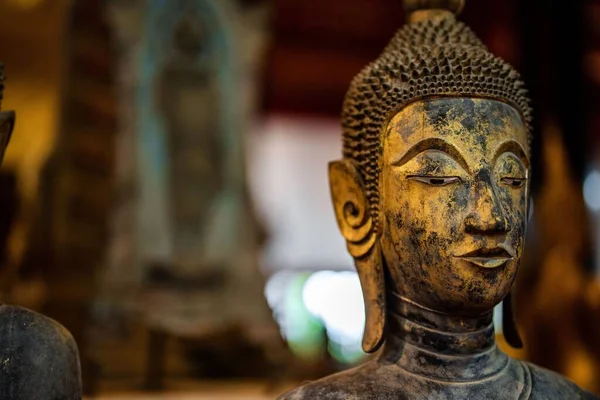 Una Antigua Estatua Buda Wat Visoun Luang Prabang Laos Sudeste — Foto de Stock