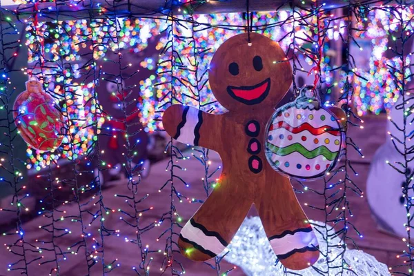 Een Kinderkunstwerk Daft Brush Kankerpatiënt Vervoert Liefdadigheidsgebouw Verlicht Voor Kerstmis — Stockfoto