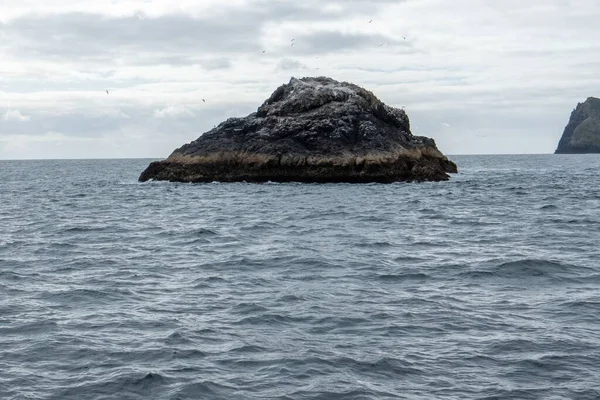 Μια Θέα Θαλασσογραφία Φόντο Συννεφιασμένο Ουρανό Κόλπος Των Νησιών — Φωτογραφία Αρχείου