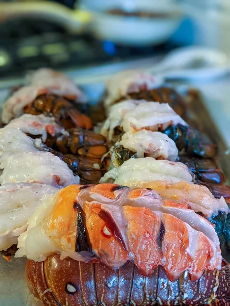 Meeresfrüchte Und Hummer Zum Abendessen Gegrillt — Stockfoto