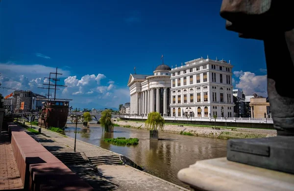 Archaeological Museum Macedonia River Vardar Downtown Skopje — Stock Photo, Image