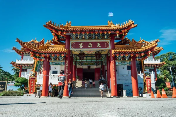 Templo Tian Hou Com Céu Azul Fundo Kuala Lumpur Malásia — Fotografia de Stock