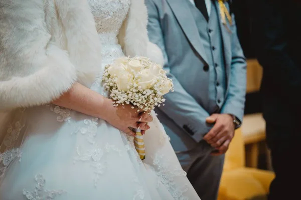 Ein Schöner Blick Auf Einen Bräutigam Und Die Hand Der — Stockfoto