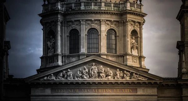 Вид Крупным Планом Красивые Архитектурные Детали Базилики Святого Стефана Будапеште — стоковое фото