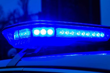 Gecenin mavi ışığı, kapat.