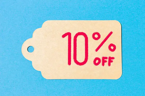 Mavi arkaplanda% 10 indirim etiketi