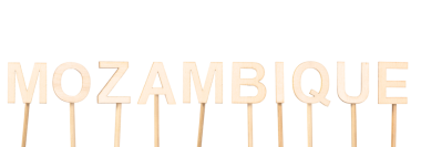 Mozambik 'i oluşturan ahşap harflerle minimalist dekorasyon..