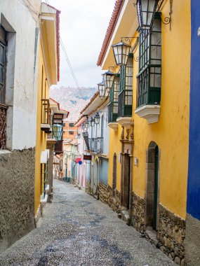 La Paz Jaen Sokağı Bolivya 'nın en önemli caddesinin manzarası