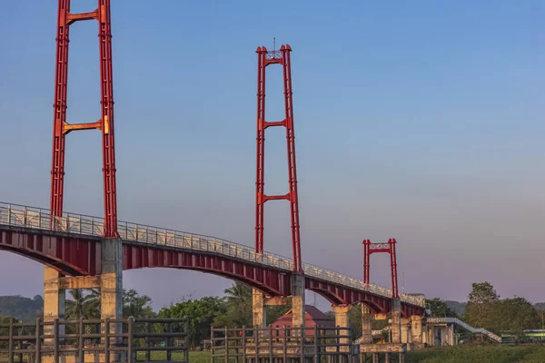 Kumala Island Red Bridge Which Access One Tourist Destinations Tenggarong — Stock Photo, Image