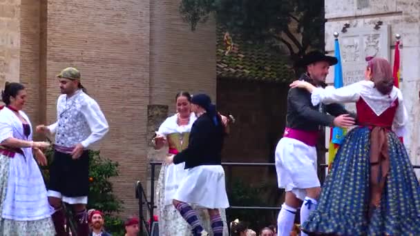 Испания Валенсия Декабря 2022 Года Исторические Традиционные Танцы Национальных Костюмах — стоковое видео