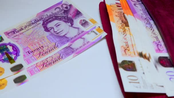 British Pound Banknotes Denomination Put Wallet — Vídeo de Stock