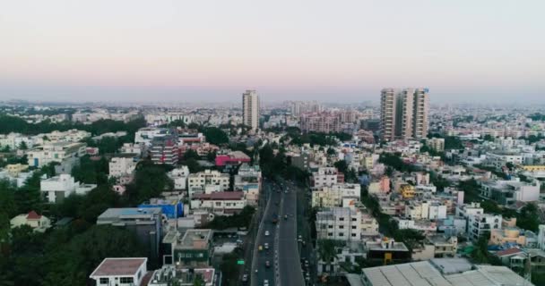 Vue Aérienne Des Bâtiments Ville Périphérique Circulation Été Bangalore — Video