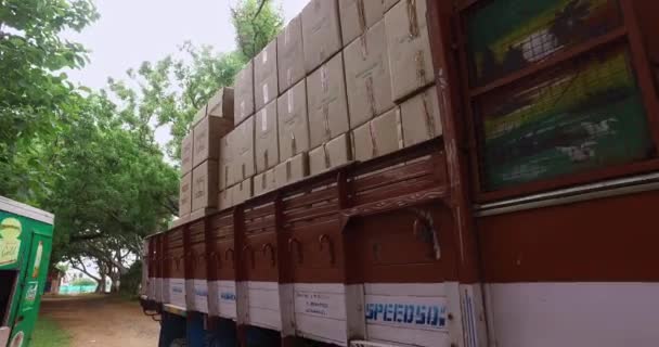 Mysore India June 2016 Truck Lorry Carton Boxes Back Moved — Αρχείο Βίντεο