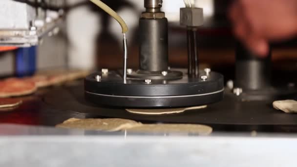 Automatic Machine Close Chapati Flatbread Making Process — Vídeo de Stock