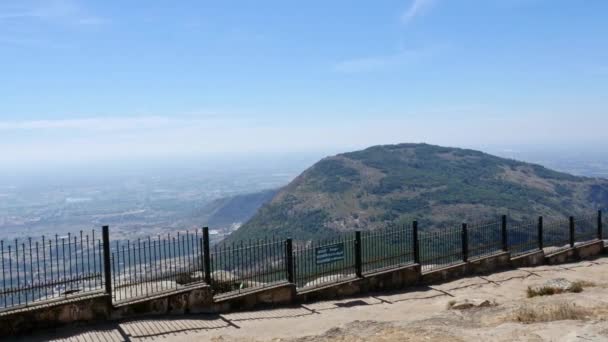 Panoramic View Nandi Hills Rock Top Surface Sunny Day — 비디오