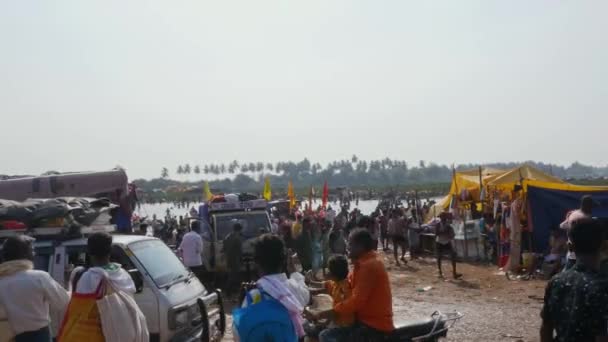 Vijayanagara India February 2023 Large Crowd Devotees Moves River Hindu — Stok video