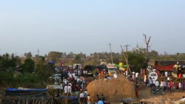 Vijayanagara,India-February 7,2023:A wide view of the huge crowd gathering during the Hindu religious festival karnikotsava(prophecy),mailaralingeshwara karnika