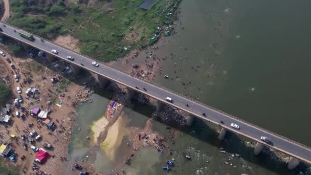 Aerial View Vehicles Crossing River Bridge People Bathing Large River — 비디오