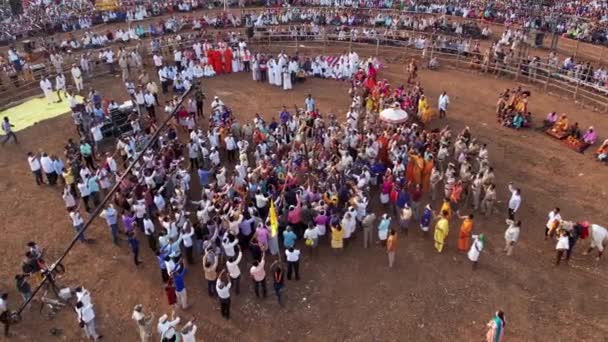 Vijayanagara India February 2023 Aerial Top View Saint Goravayya Hanging — Stock video