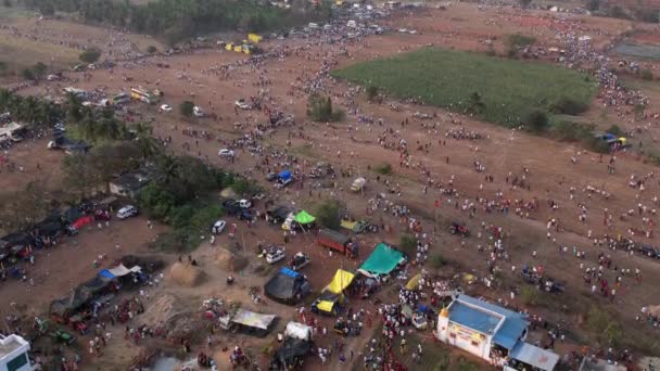 Aerial View Crowds People Moving Farmlands Hindu Religious Event Karnikotsava — Stock video