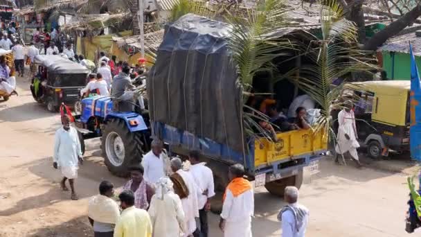Vijayanagara India February 2023 Glimpse Crowds People Going Fair Vehicles — ストック動画