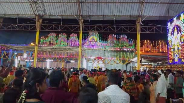 Vijayanagara Indie Února 2023 Široký Pohled Skupinu Mužů Kostýmech Tančících — Stock video