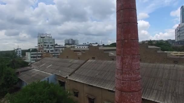 印度班加罗尔 2016年7月25日 位于班加罗尔市中心一座百年历史的迈索尔香皂厂的空中景观 — 图库视频影像