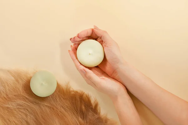 Xampu Sólido Mãos Mulheres Eco Cabelo Cuidado Oganic Spa Tratamento — Fotografia de Stock