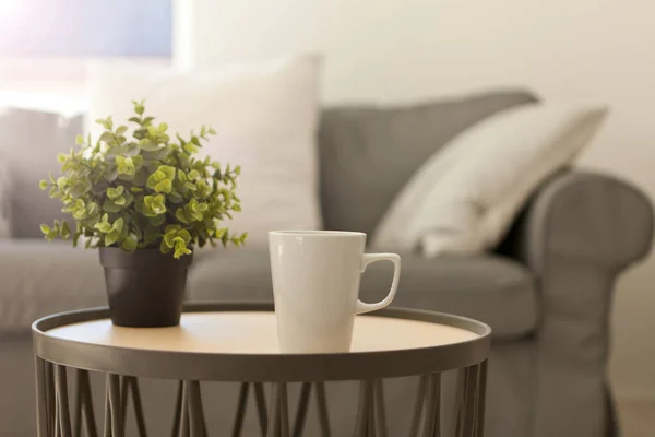 Cup Hot Tea White Mug Table Cozy Gray Sofa Pillows — Stock Photo, Image