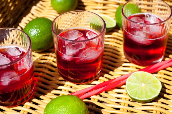 Glasses Red Lemonade Ice Standing Sunlight Strawberry Drink Cocktail Refreshing — Stock Photo, Image