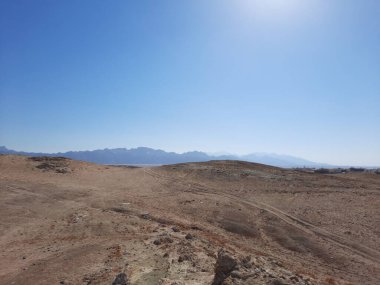 A view of the site of Moses Well is also known as Bir Al-Saidani in Bada, Tabuk, Saudi Arabia. This well is located between the desert and the mountains. A large number of pilgrims go for pilgrimage. This well has now dried up.