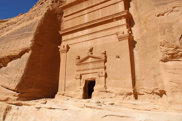 Kaunis Päivänäkymä Hegra Madain Saleh Arkeologiselle Paikalle Ulassa Saudi Arabiassa — kuvapankkivalokuva