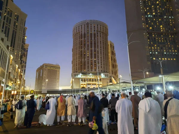 Pilgrims World Pray Night Road Masjid Haram Mecca — Stock Photo, Image