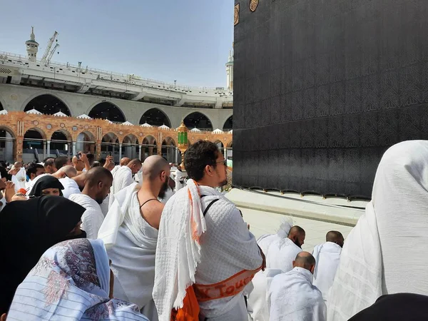 Pilgrimer Från Hela Världen Finns Masjid Harams Gård För Tawaf — Stockfoto