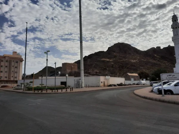 stock image A beautiful daytime view of the Khandaq Mosque in Madinah, Saudi Arabia.