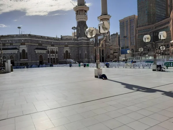Una Hermosa Vista Diurna Del Patio Exterior Masjid Haram Meca —  Fotos de Stock