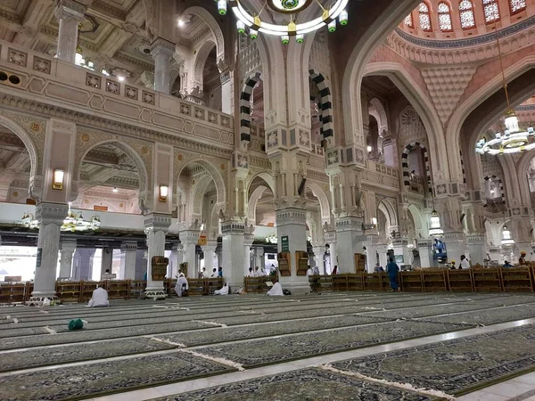 Masjid Haram メッカの内部の美しい昼間の景色 — ストック写真