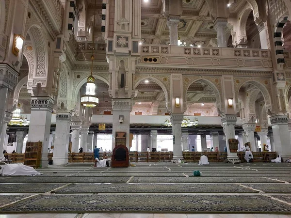 Masjid Haram メッカの内部の美しい昼間の景色 — ストック写真