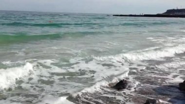 Karadeniz 'in Yatıştırıcı Dalgaları Odesa, Ukrayna' da Rahatlatıcı Okyanus Sesleri