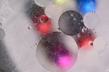 Çember ve çizgilerden soyut renkli arkaplanlar 