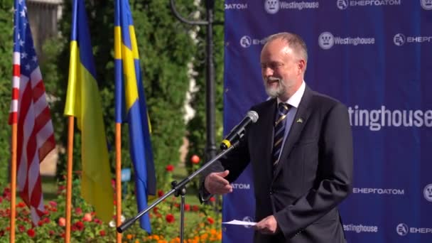 Вараш Украина Сентября 2023 Года Посол Швеции Украине Мартин Оберг — стоковое видео