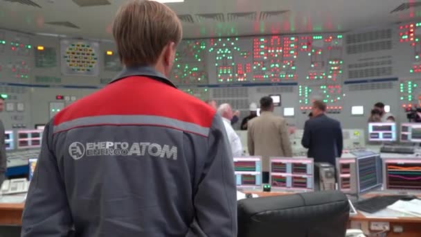 Varash Ukraine September 2023 Employee Stands Control Room Rivne Nuclear — Stock Video