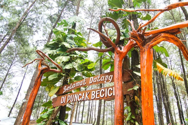Yogyakarta Indonesia Abril 2019 Entrada Puncak Becici Becici Peak Uno — Foto de Stock