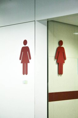 Umumi tuvaletlerde kadın simgesi